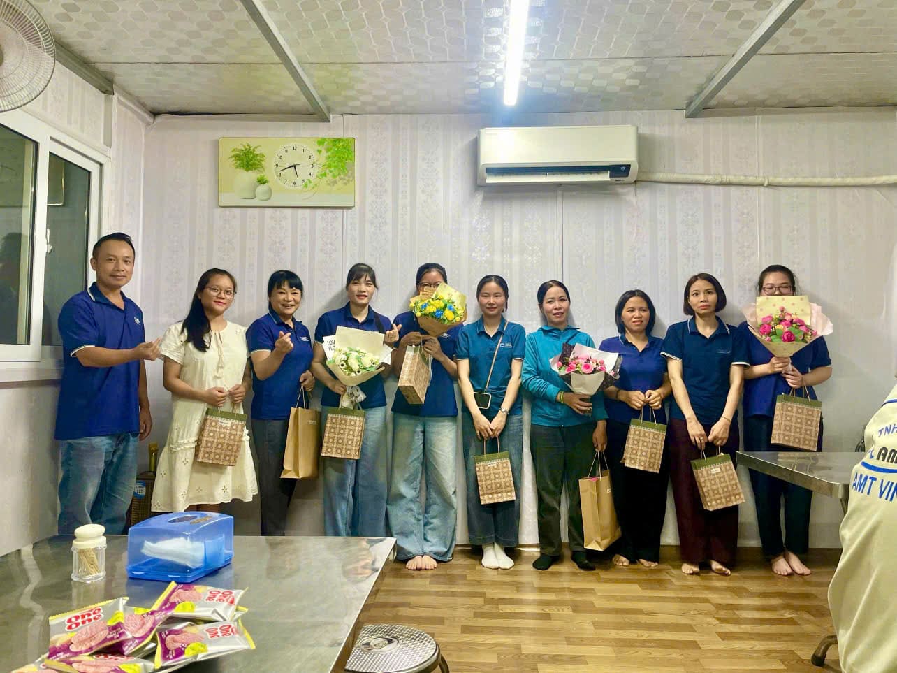 AMT VINA gửi lời chúc mừng Ngày Phụ nữ Việt Nam 20/10 đến các nữ cán bộ công nhân viên.